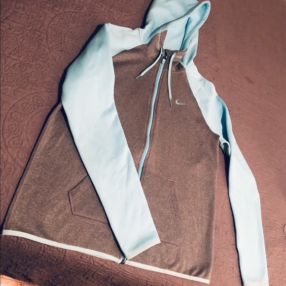 Nike Therma-Fit Hooded Zip-Up - Picture 3 of 6